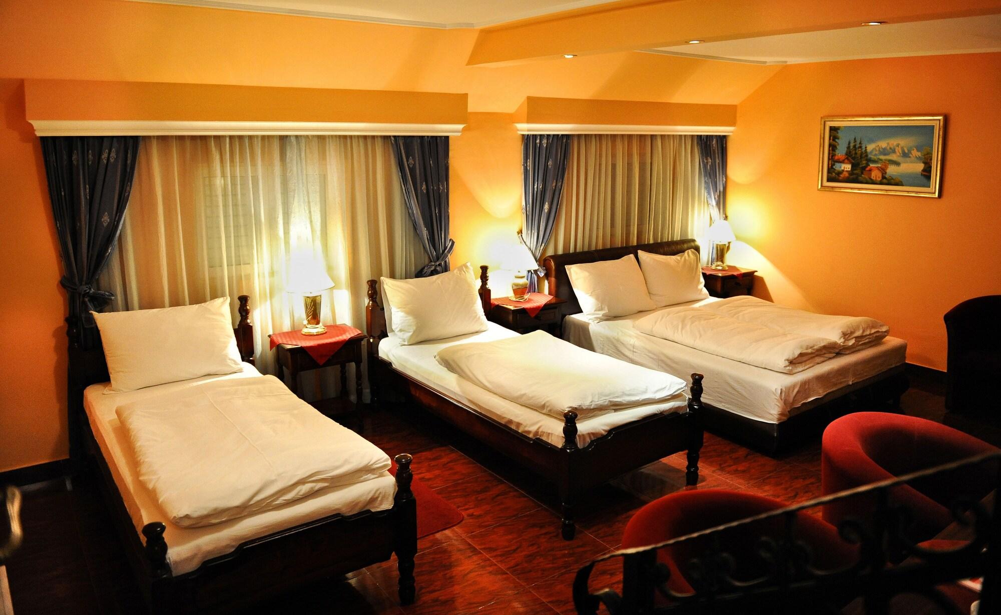 Hotel Evropa Podgorica Zewnętrze zdjęcie