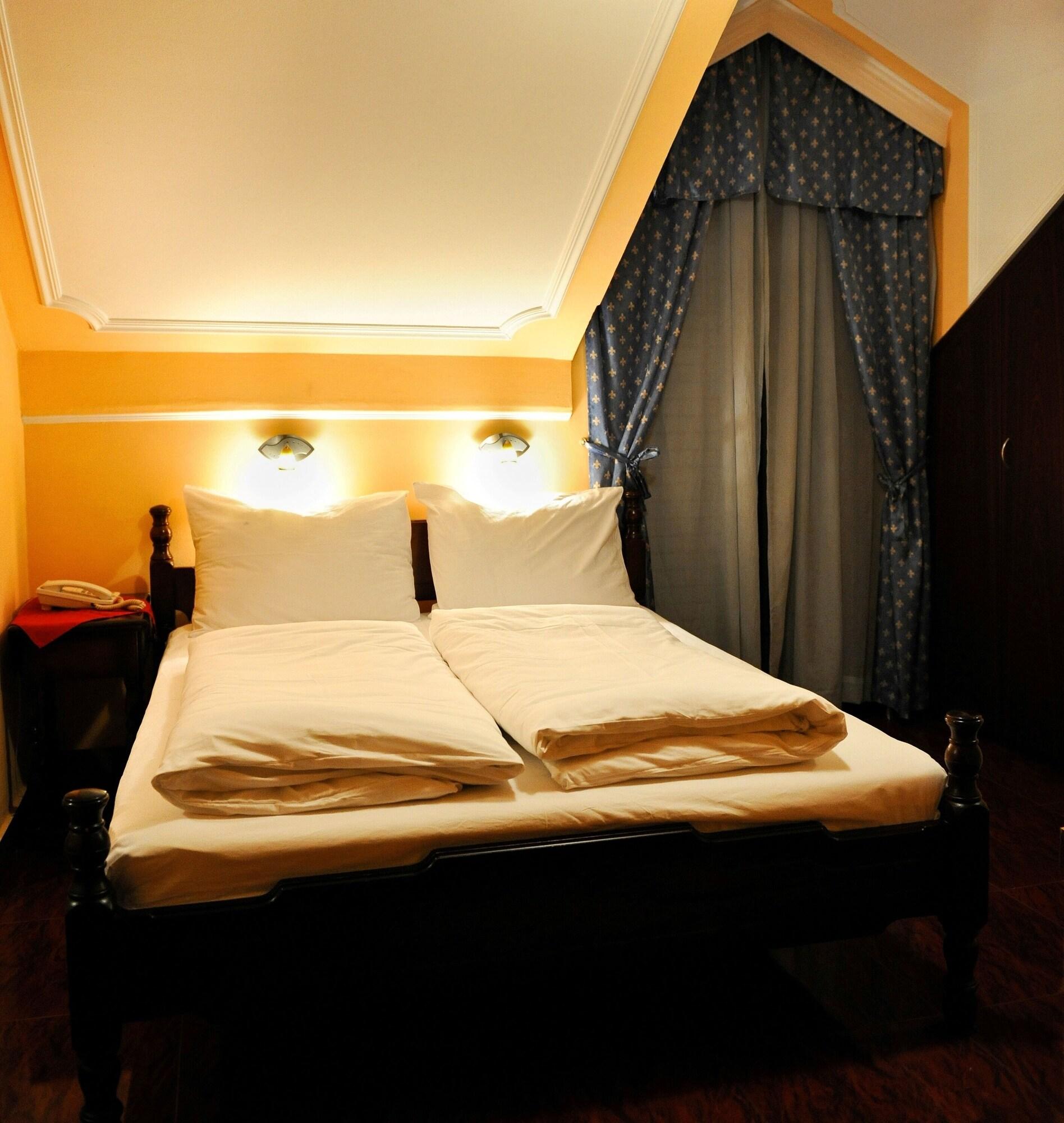 Hotel Evropa Podgorica Zewnętrze zdjęcie