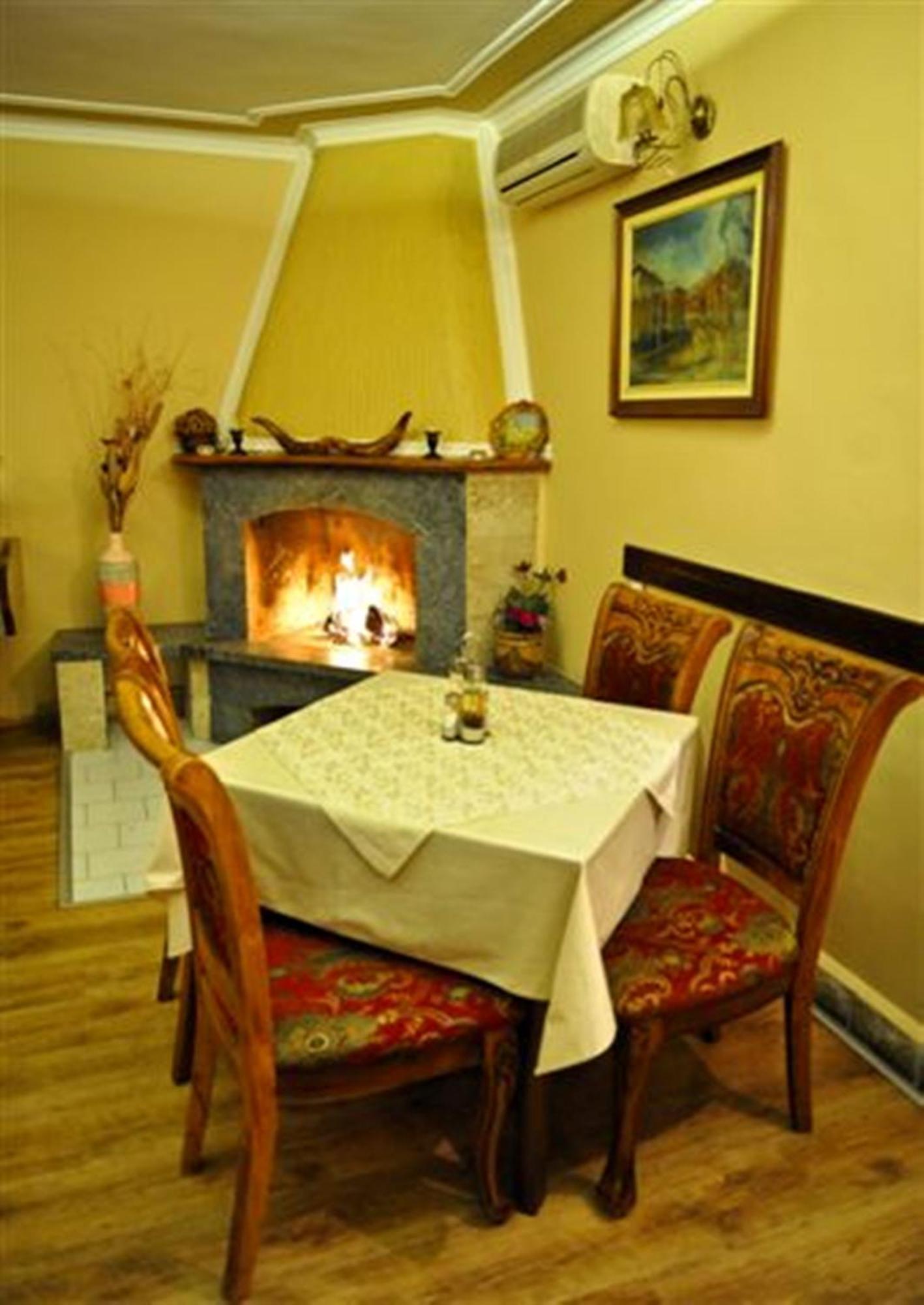 Hotel Evropa Podgorica Zewnętrze zdjęcie