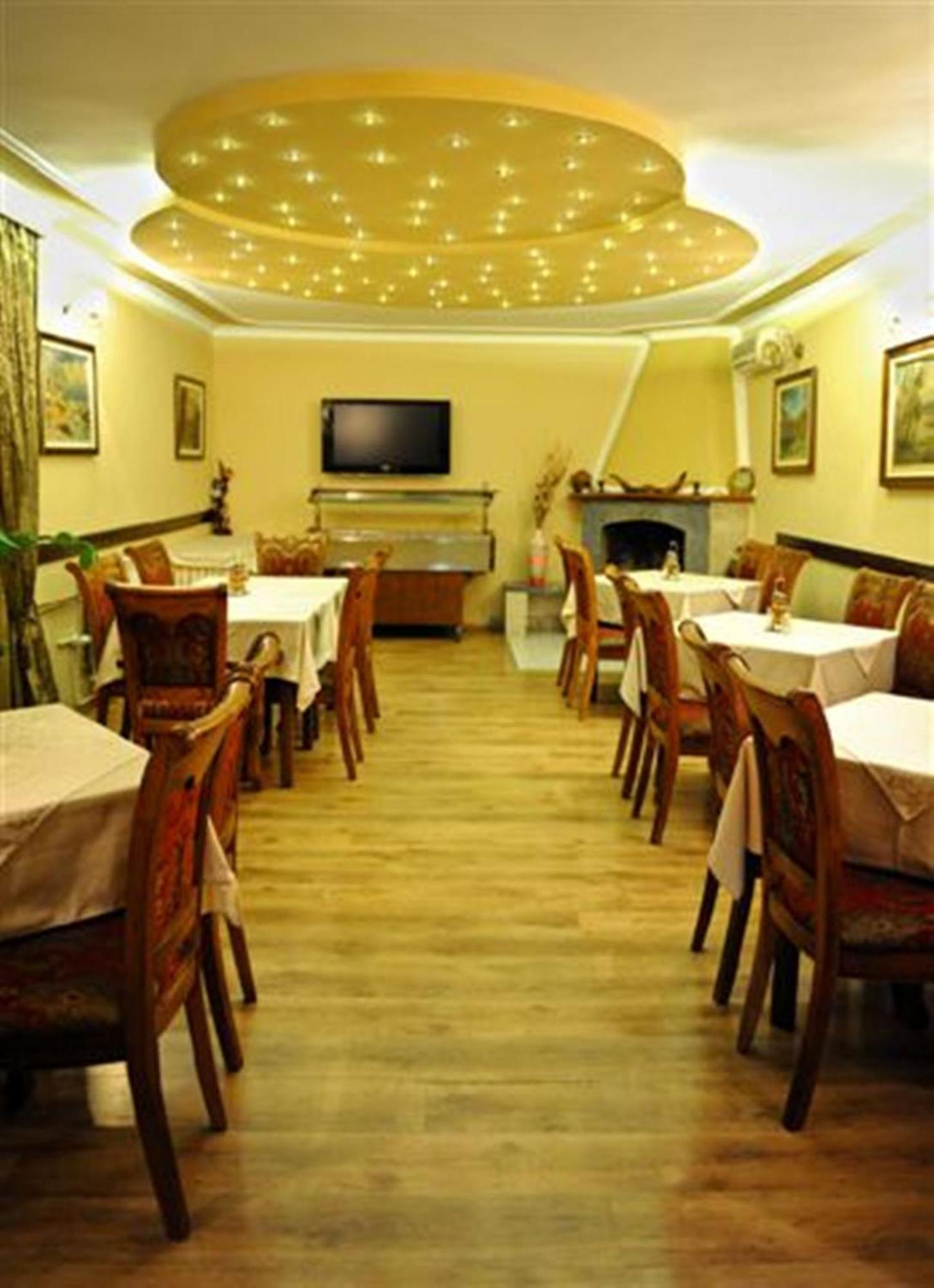 Hotel Evropa Podgorica Zewnętrze zdjęcie