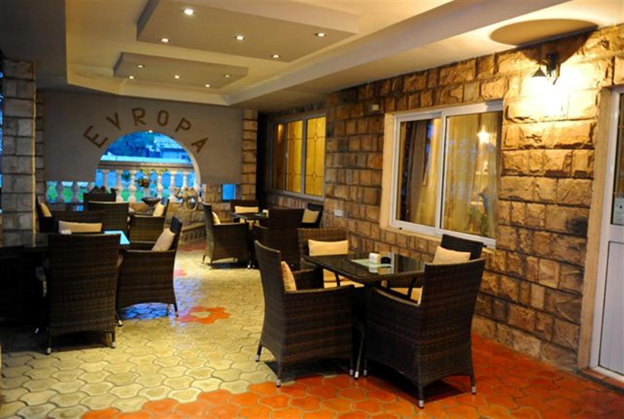 Hotel Evropa Podgorica Zewnętrze zdjęcie