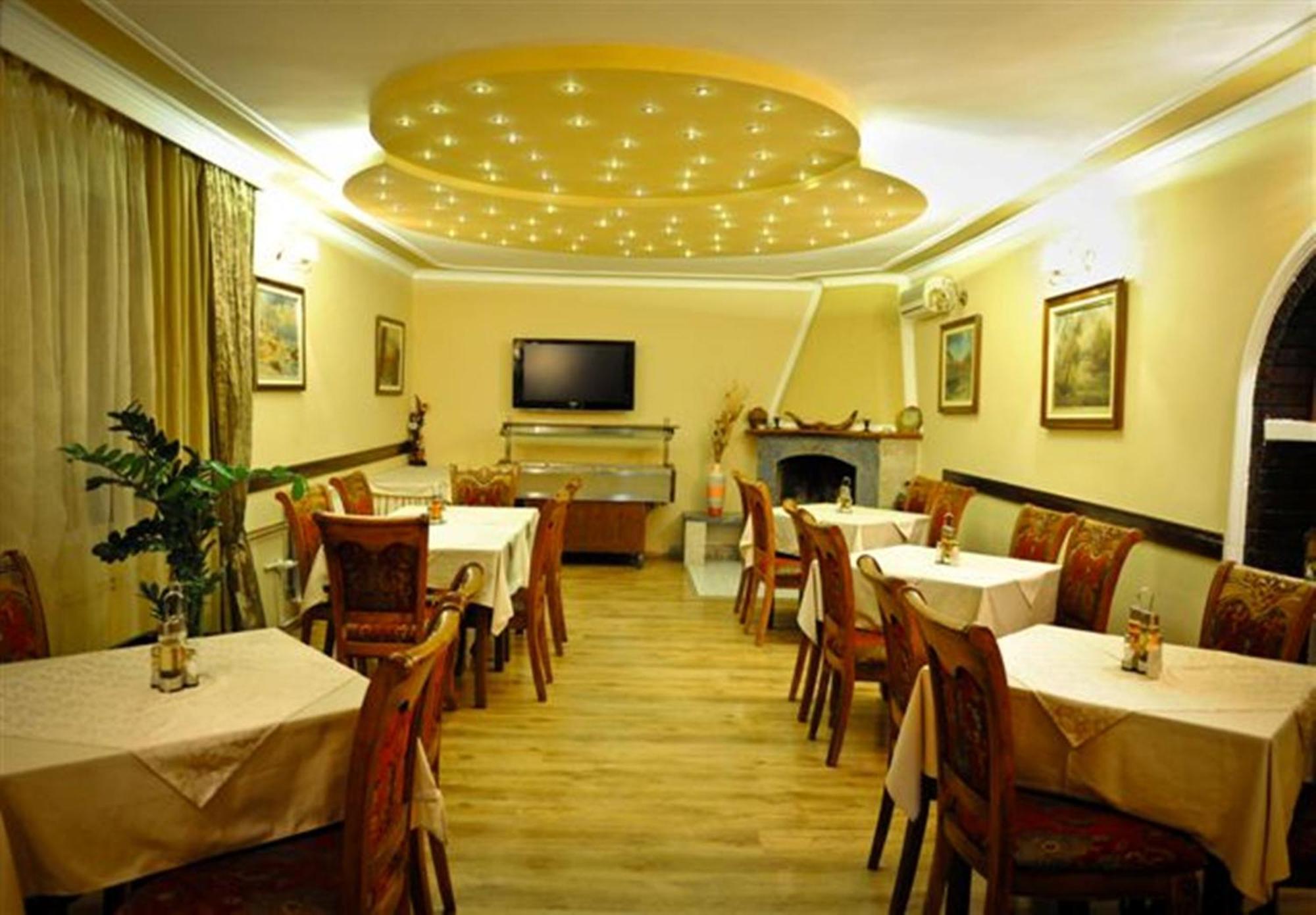 Hotel Evropa Podgorica Zewnętrze zdjęcie
