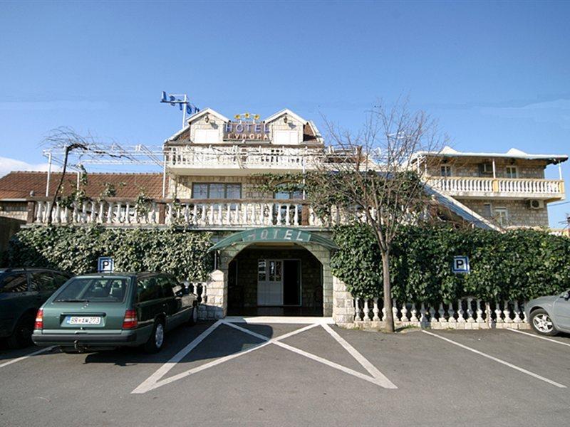 Hotel Evropa Podgorica Zewnętrze zdjęcie