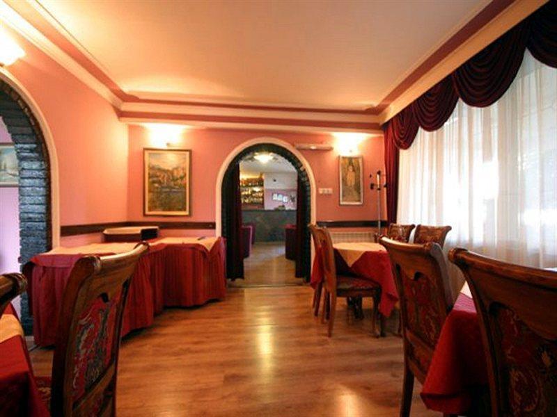 Hotel Evropa Podgorica Wnętrze zdjęcie